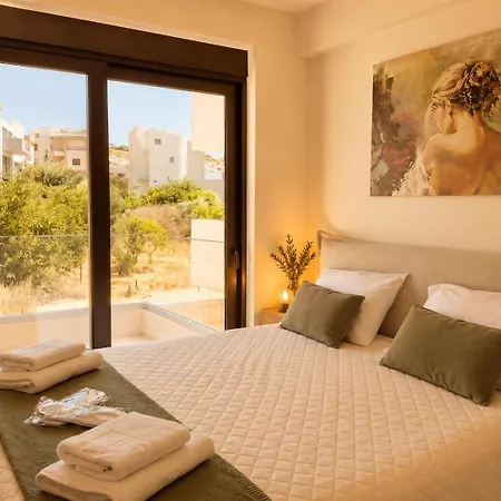 Hero's Olive Garden Retreat Apartment